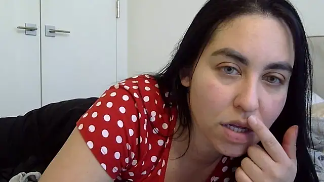 Snapshot of WetFlower69 chatting on January 9, 2025, 6:04 pm WetFlower69 online show from January 9, 2025, 6:04 pm