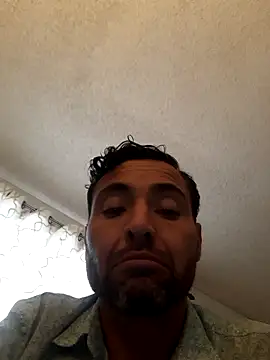 Snapshot of hottie212@xh chatting on October 5, 2025, 6:42 pm hottie212xh online show from October 5, 2025, 6:42 pm