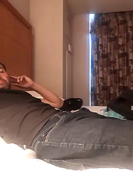 Snapshot of hottie212@xh chatting on September 25, 2025, 4:24 pm hottie212xh online show from September 25, 2025, 4:24 pm