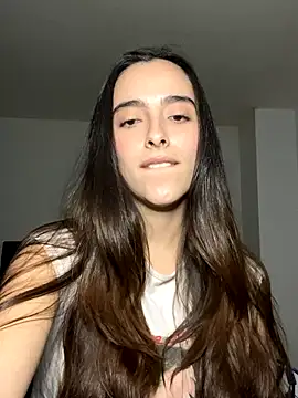 swrennn19 online show from October 7, 2025, 10:44 pm