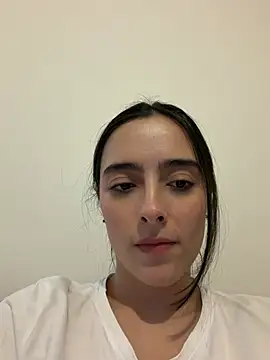 swrennn19 online show from June 10, 2026, 10:33 pm