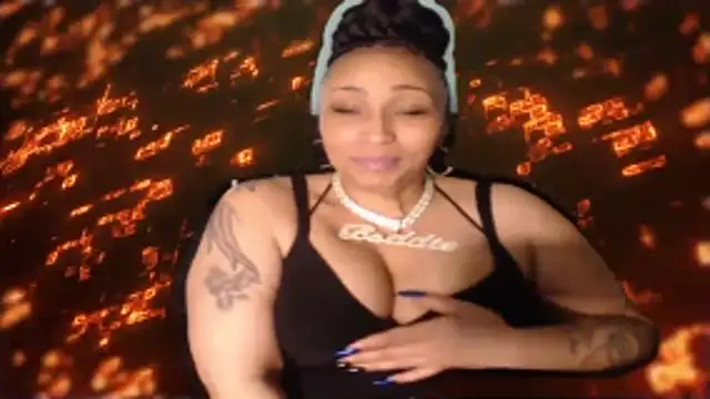 Snapshot of msbaddiebabe101 chatting on March 3, 2026, 6:09 am msbaddiebabe101 online show from March 3, 2026, 6:09 am