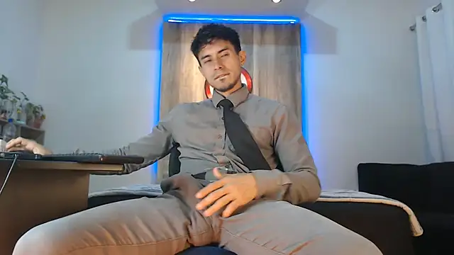 Snapshot of Andrew_4_ chatting on November 14, 2025, 1:53 am Andrew 4 online show from November 14, 2025, 1:53 am