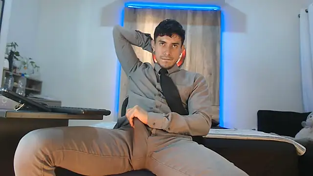 Snapshot of Andrew_4_ chatting on October 12, 2025, 6:15 am Andrew 4 online show from October 12, 2025, 6:15 am