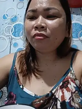 Snapshot of XXLorie_02 chatting on July 11, 2026, 8:20 pm XXLorie 02 online show from July 11, 2026, 8:20 pm