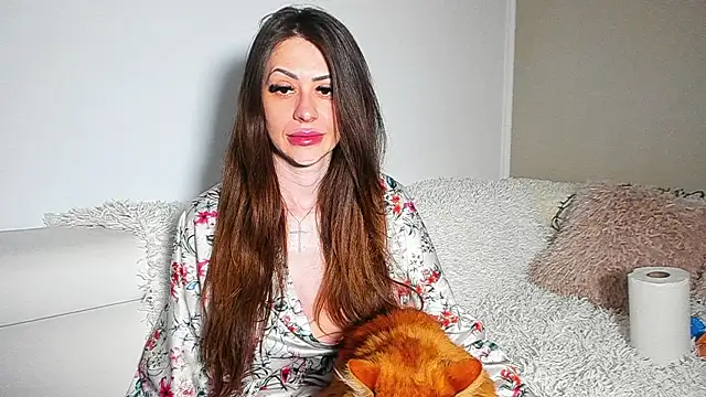 Snapshot of BrianaDiamondXXX chatting on June 13, 2026, 1:09 pm BrianaDiamondXXX online show from June 13, 2026, 1:09 pm