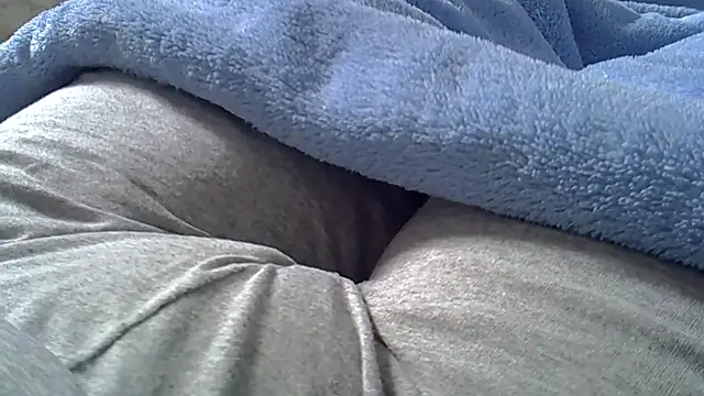 perescam online show from November 1, 2025, 2:11 pm