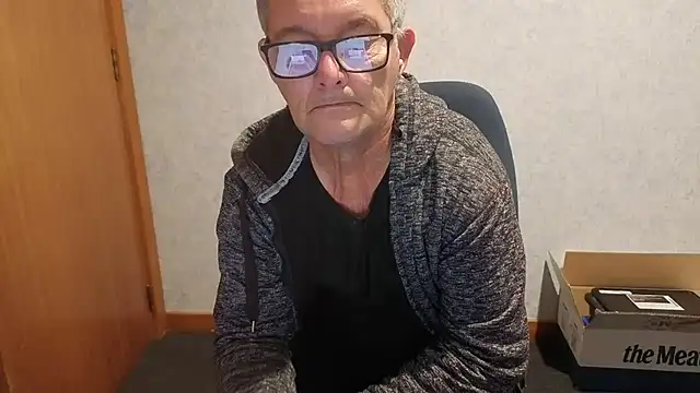 Snapshot of bigballnz chatting on June 29, 2026, 7:02 pm bigballnz online show from June 29, 2026, 7:02 pm