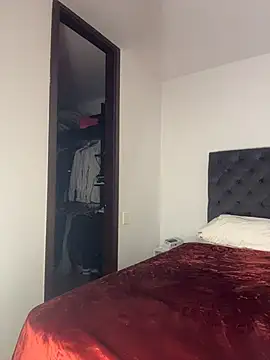 Snapshot of kamivolkano chatting on November 9, 2025, 1:20 am kamivolkano online show from November 9, 2025, 1:20 am