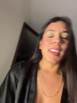 Snapshot of kamivolkano chatting on November 15, 2025, 12:14 am kamivolkano online show from November 15, 2025, 12:14 am