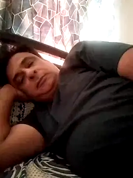 Snapshot of desipapaxxx chatting on March 21, 2025, 9:34 am desipapaxxx online show from March 21, 2025, 9:34 am