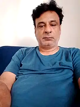 Snapshot of desipapaxxx chatting on October 13, 2025, 4:47 am desipapaxxx online show from October 13, 2025, 4:47 am