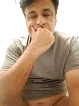 Snapshot of desipapaxxx chatting on November 24, 2025, 5:57 pm desipapaxxx online show from November 24, 2025, 5:57 pm