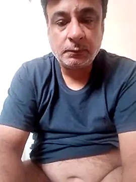 Snapshot of desipapaxxx chatting on November 21, 2025, 7:29 am desipapaxxx online show from November 21, 2025, 7:29 am