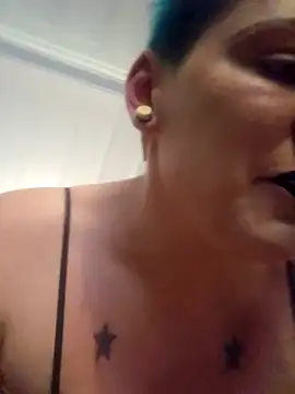 Snapshot of PinkTheHawk chatting on March 24, 2026, 3:39 am PinkTheHawk online show from March 24, 2026, 3:39 am