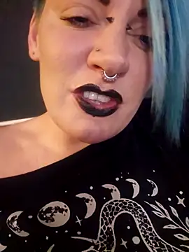 Snapshot of PinkTheHawk chatting on March 27, 2026, 8:59 am PinkTheHawk online show from March 27, 2026, 8:59 am