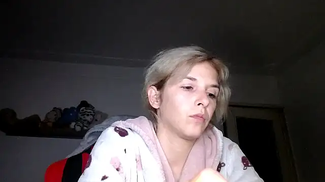 SexxyLety online show from October 10, 2025, 7:04 pm