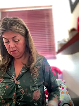 emma tour online show from November 30, 2025, 2:07 pm