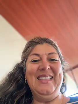 emma tour online show from November 9, 2025, 9:41 pm