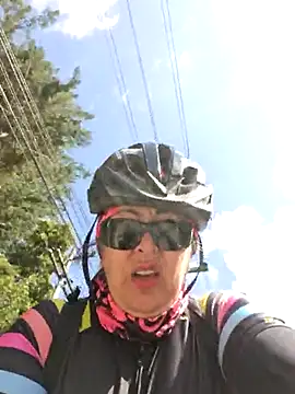 Snapshot of emma_tour chatting on February 20, 2025, 2:46 pm emma tour online show from February 20, 2025, 2:46 pm