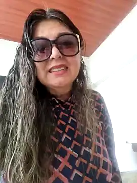 Snapshot of emma_tour chatting on February 3, 2025, 3:49 pm emma tour online show from February 3, 2025, 3:49 pm