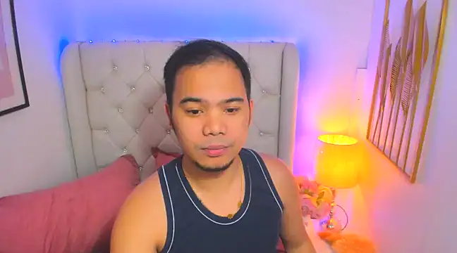 Snapshot of AsianZero chatting on February 5, 2025, 5:20 pm AsianZero online show from February 5, 2025, 5:20 pm