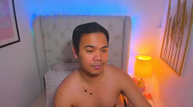 Snapshot of AsianZero chatting on March 18, 2025, 7:44 pm AsianZero online show from March 18, 2025, 7:44 pm