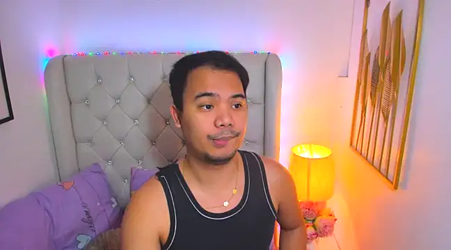 Snapshot of AsianZero chatting on February 20, 2025, 5:09 pm AsianZero online show from February 20, 2025, 5:09 pm