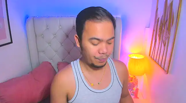 Snapshot of AsianZero chatting on February 8, 2025, 6:22 pm AsianZero online show from February 8, 2025, 6:22 pm