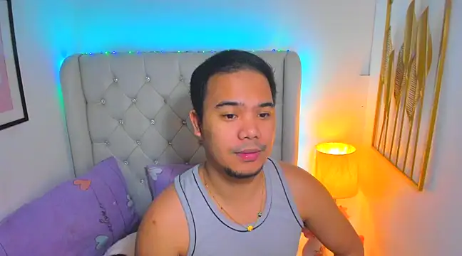 Snapshot of AsianZero chatting on February 26, 2025, 5:00 pm AsianZero online show from February 26, 2025, 5:00 pm