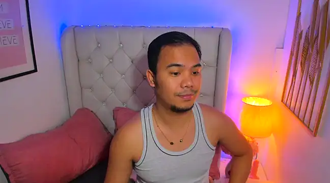 Snapshot of AsianZero chatting on February 8, 2025, 9:25 pm AsianZero online show from February 8, 2025, 9:25 pm