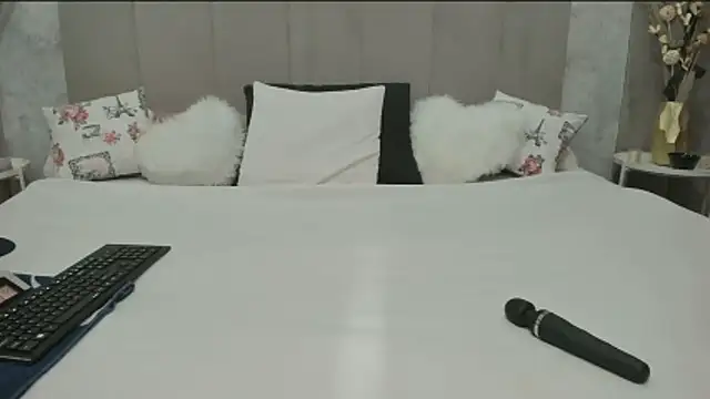 boobies4fun online show from November 14, 2025, 4:21 pm