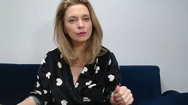 MysticCreature online show from February 22, 2025, 6:17 am