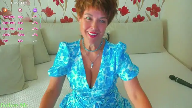 Snapshot of JennAlison chatting on May 17, 2026, 12:49 pm JennAlison online show from May 17, 2026, 12:49 pm