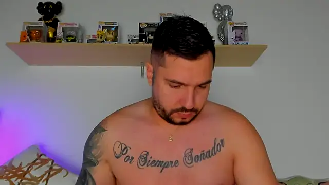 camilo restrepo21 online show from February 19, 2026, 1:24 am