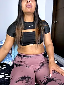 sandylau online show from October 28, 2025, 9:36 pm