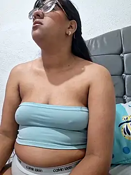 ZaidaWet online show from June 11, 2026, 12:13 pm
