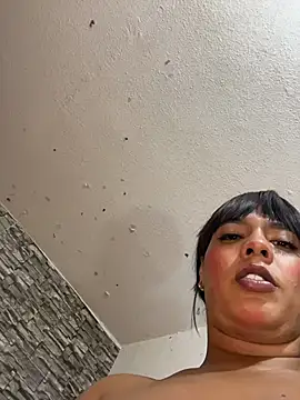 Snapshot of Newshantal_ chatting on July 8, 2026, 6:14 am Newshantal online show from July 8, 2026, 6:14 am