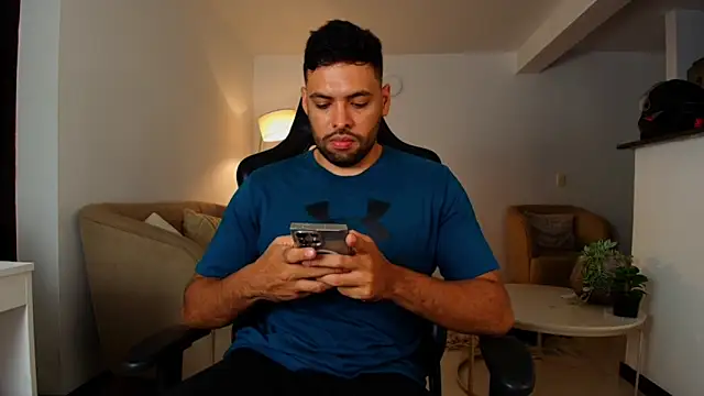 Snapshot of jerome_vcv chatting on February 24, 2025, 3:55 am jerome vcv online show from February 24, 2025, 3:55 am