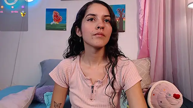 Snapshot of lailypink chatting on January 14, 2025, 1:47 am lailypink online show from January 14, 2025, 1:47 am