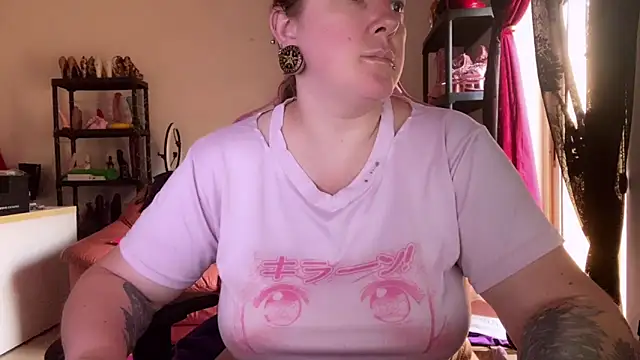 Snapshot of kisicaxx chatting on June 11, 2026, 4:31 am kisicaxx online show from June 11, 2026, 4:31 am