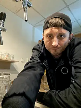 Jimmy8999 online show from November 27, 2025, 7:14 pm