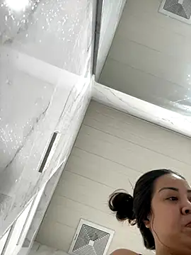 Tightwetholesxx online show from October 10, 2025, 4:13 am