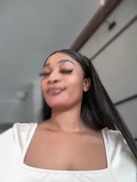 Snapshot of __Nessa__ chatting on January 25, 2025, 11:34 am Nessa online show from January 25, 2025, 11:34 am