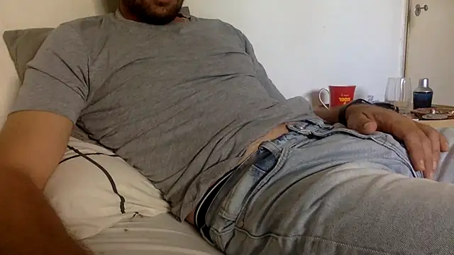 Snapshot of BADGUY2021 chatting on October 17, 2025, 11:56 am BADGUY2021 online show from October 17, 2025, 11:56 am