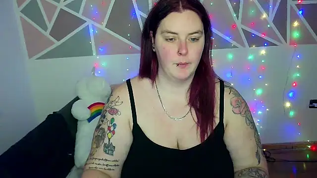 Snapshot of JoyceKyra91 chatting on January 26, 2025, 5:02 pm JoyceKyra91 online show from January 26, 2025, 5:02 pm