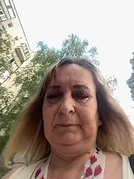 Snapshot of Irina2909@xh chatting on August 6, 2026, 5:13 am Irina2909xh online show from August 6, 2026, 5:13 am