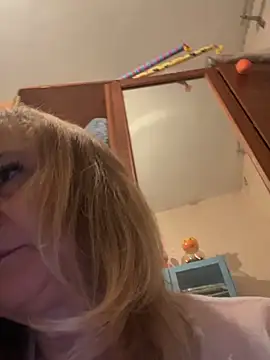 Snapshot of Irina2909@xh chatting on July 4, 2026, 8:13 pm Irina2909xh online show from July 4, 2026, 8:13 pm