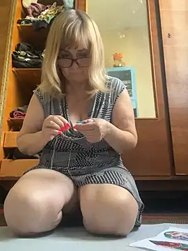 Snapshot of Irina2909@xh chatting on July 13, 2026, 10:58 am Irina2909xh online show from July 13, 2026, 10:58 am