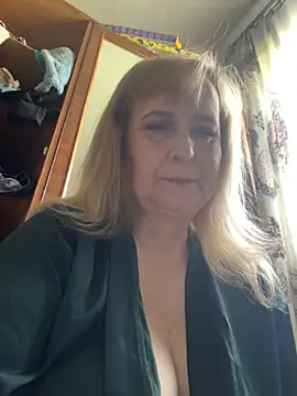 Snapshot of Irina2909@xh chatting on June 28, 2026, 8:31 am Irina2909xh online show from June 28, 2026, 8:31 am